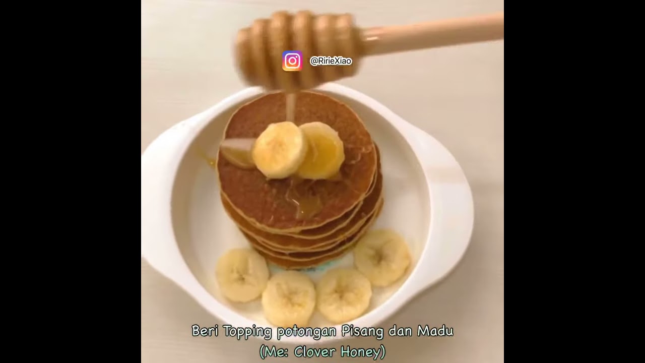 Cara membuat Mpasi Banana Oat Pancakes with Honey Sauce 