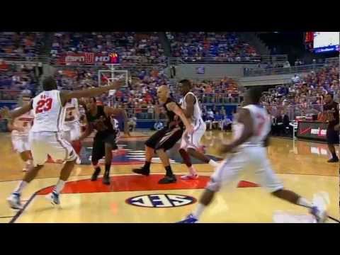 Patric Young beasting the Noles [HD]