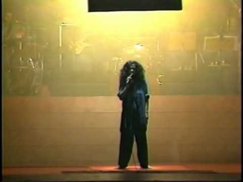 Resultado de imagem para gal o sorriso do gato de alice show