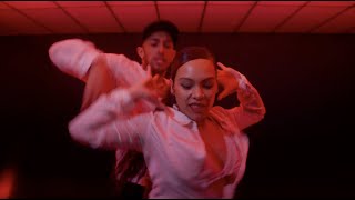 Carla de Puerto Rico - Vestido Rojo  (Official Music Video)