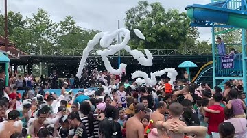 Công viên nước Củ Chi phun bọt tuyết. Quá vui nhộn Lễ 2/9