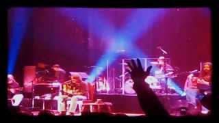 Video thumbnail of "Widespread Panic - Walk On"