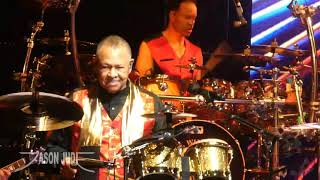 Earth, Wind & Fire - Runnin' [HD] LIVE 9/19/2021