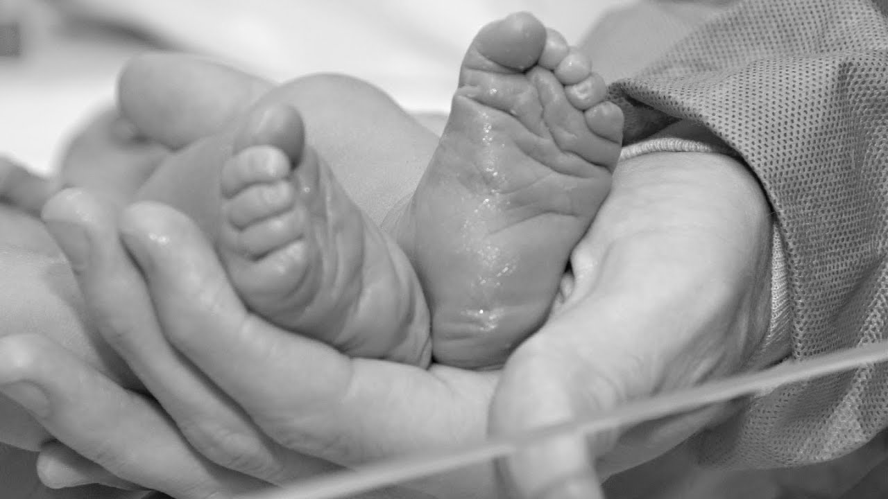 Trisomy 13 -  Makenna Faith's parents discuss hardships and their Faith.