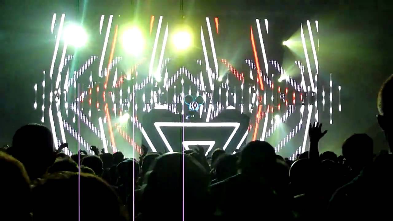 Deadmau5 Live Seattle 2010 Paramount Theatre Part 9