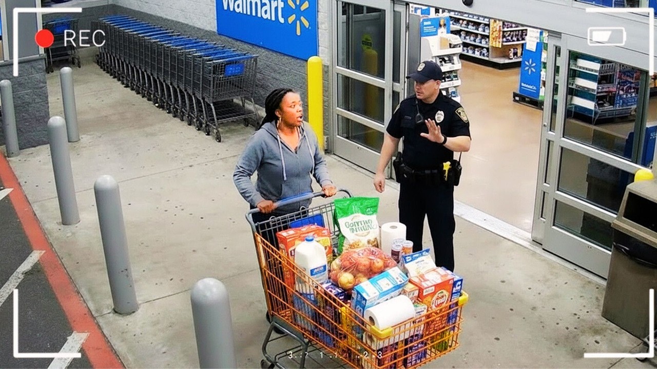 When Cops Catch Woman Stealing an Entire Walmart Cart | Shoplifters ...