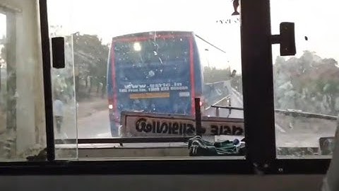 GSRTC Lokal Bus Overtakes 3 Bus Full Speed. After Blue Ac Bus Overtake Our Bus
