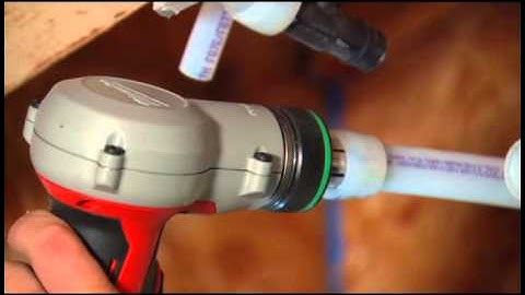 MILWAUKEE M12 Cordless Lithium-Ion ProPEX Expansion Tool Kit Model# 2432-22