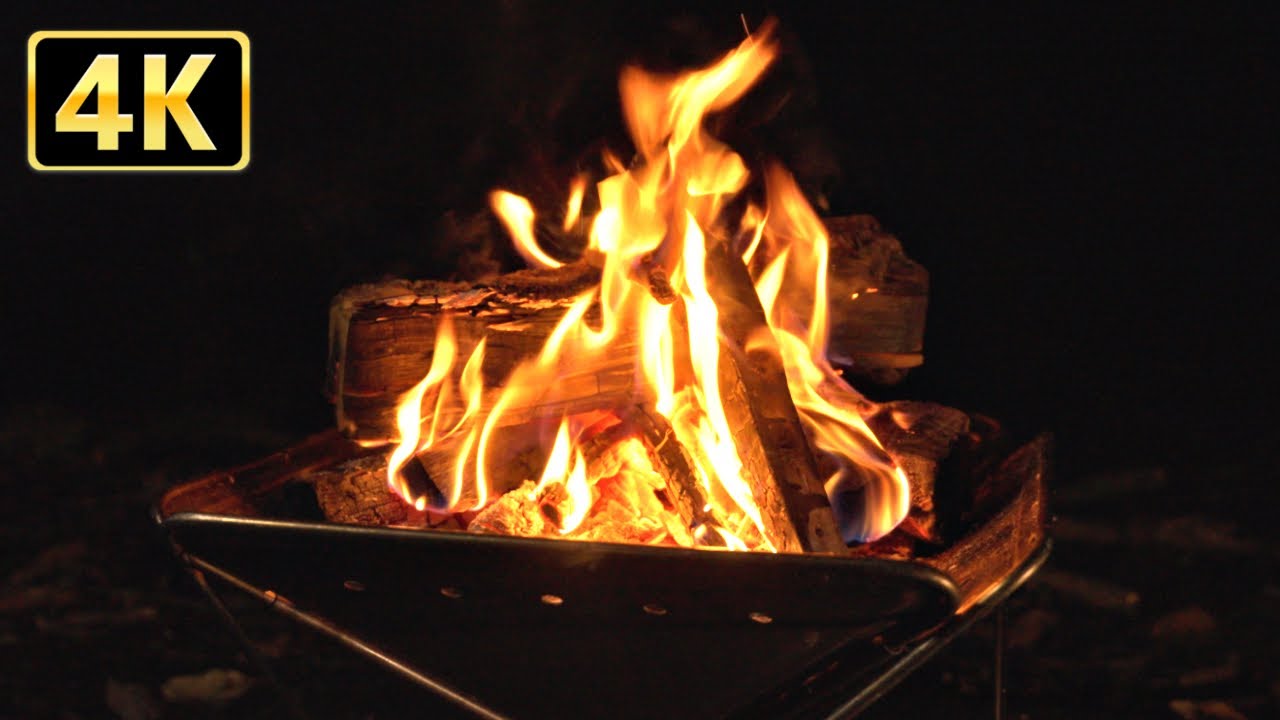 4K 眠れない夜に焚き火の音でリラックスする2時間30分【睡眠用】