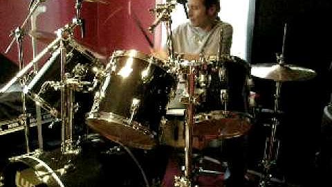 Freestyle Drumming - 16th Note Cymbal Patterns - Right-Handed & Two-Handed Methods