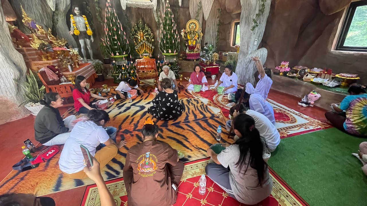 พิธีกรรมถอดถอนดวงจิตดวงวิญญานที่แฝงในกายสังขาร บ้านเทวานาคราช จ.อุบลฯ 0906599009