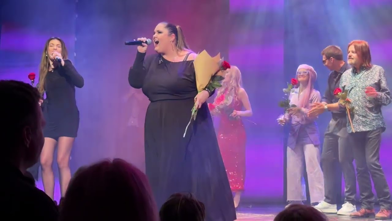 DIVADLO BROADWAY • 24 let | Nely Řehořová & Pavlína Ďuriačová | Agáta