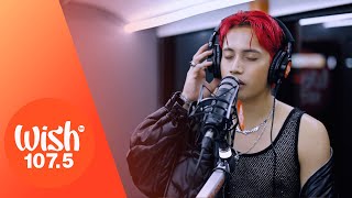 FELIP performs 'Palayo' LIVE on Wish 107.5 Bus