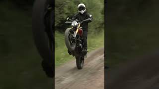 Download Lagu Will It Wheelie? The Triumph Scrambler 400X MP3 Download Lagu Will It Wheelie? The Triumph Scrambler 400X MP3