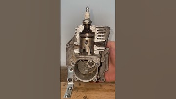 What’s inside an engine? 2 stroke engine cut in half #shorts #engines