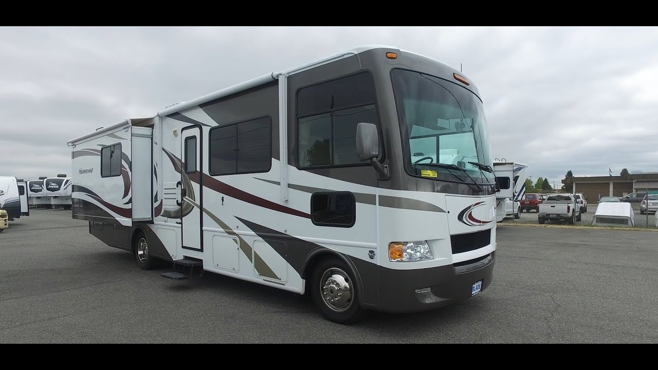 2013 Thor Motor Coach Hurricane 33G Bunkhouse BLADE RV CENTER - YouTube