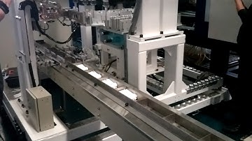 100pcs plastic spoon fork knife automatic packaging machine wrapping machine with robot