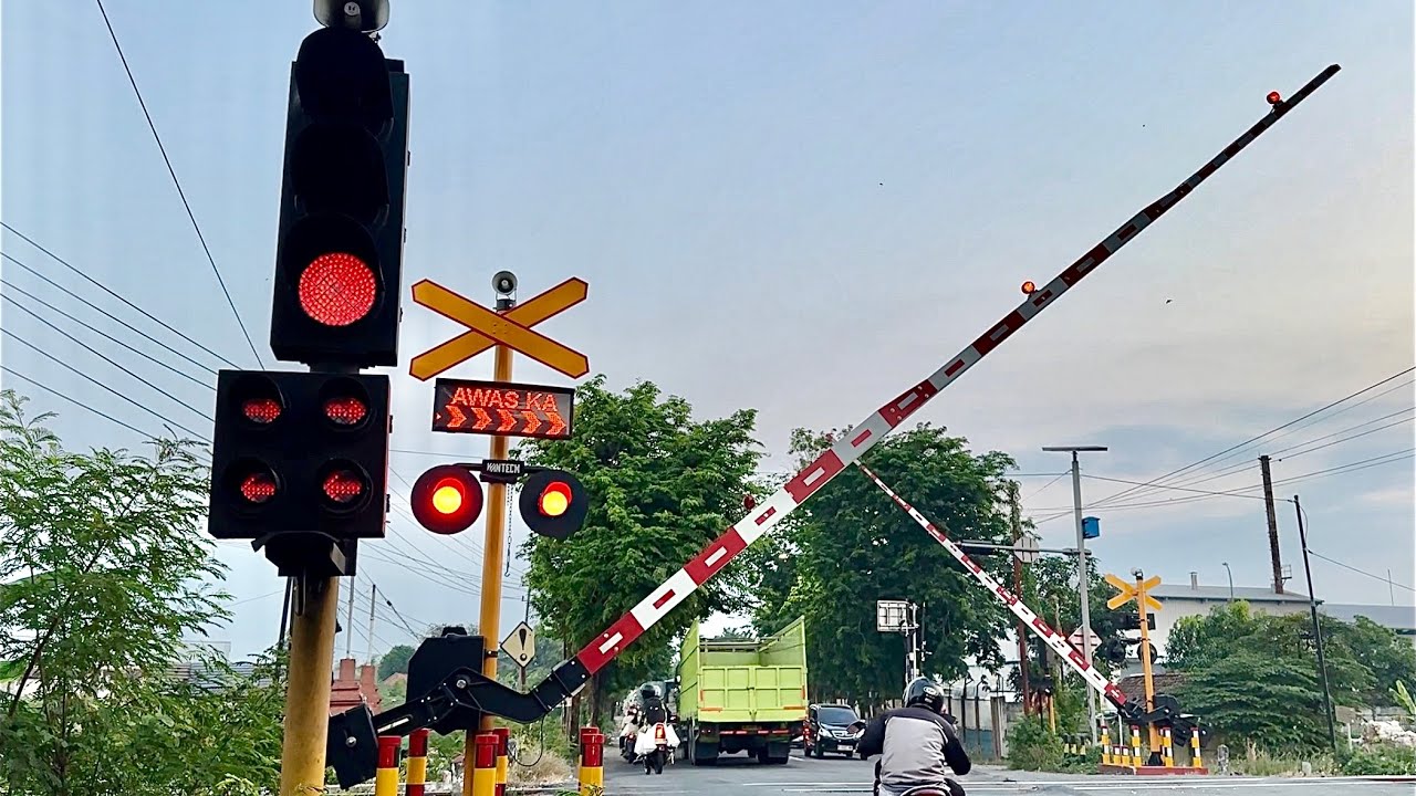 TERBARU!, Perlintasan Kereta Api Prambon Sidoarjo Jawa Timur