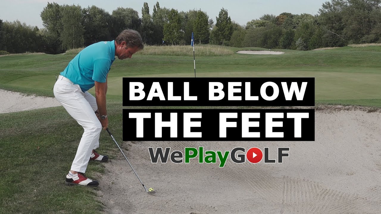 Drik lotus vejledning Golf tip: How to play a bunker shot with the ball below the feet? - YouTube