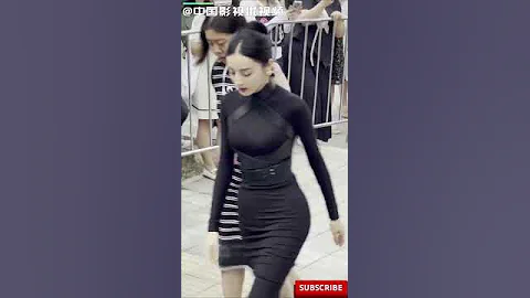 #迪丽热巴 凭借身材再度出圈，身穿黑色紧身连衣裙好似女特工，这腰臀比也太绝了 - 天天要闻