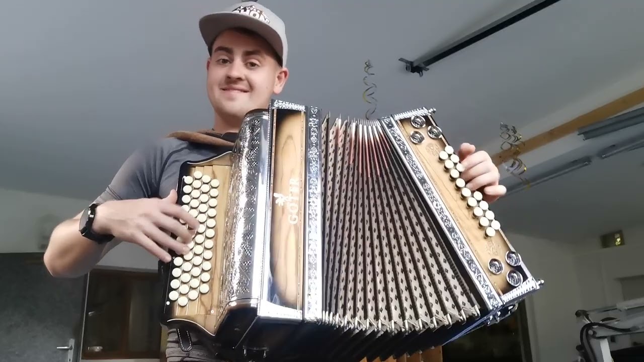 Mein bester Freund ist die Musik        Steirische Harmonika Stimmung GISCISFISH 🎶🎵