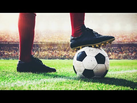 Video: Zwitserse Voetbalfans Gooien Controllers Op Het Veld In Esports-protest