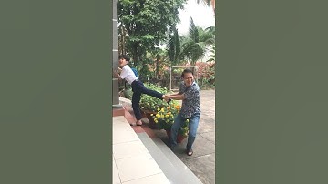 Ngày đầu tiên đi học mà sao lạ lắm #shorts #funny