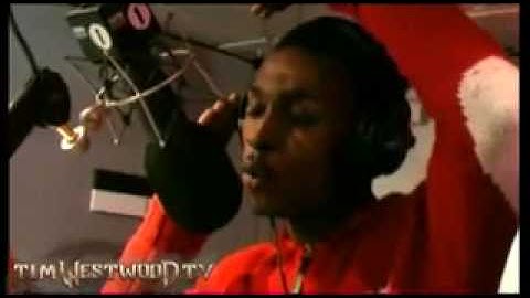 YouTube - Westwood - Part 2 JME Tempa-T & Shortee freestyle 1Xtra.wmv