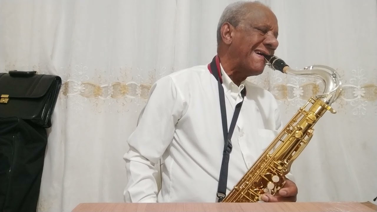 Hinos sax tenor . 5-6-7-8-9-10-11.