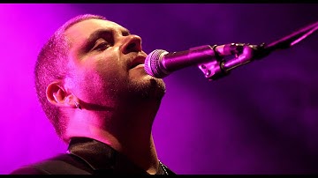 Thumbnail of Hi lo doma   Arkadi Duchin היא לא דומה ארקדי דוכין