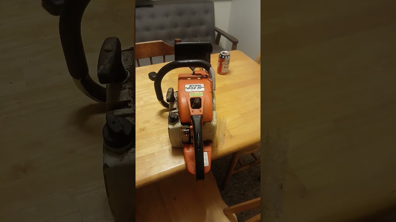 I need somebody to pour this chainsaw.For me, it's a vantage chainsaw 51Cc.S032AV.Steel i