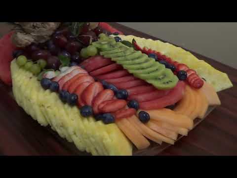 Ensalada de frutas con tematica marina (fruit carving salads)