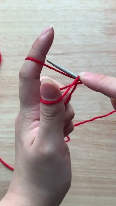 Loop Turner Creates Beautiful Spaghetti Straps and Rouleau Loops 