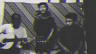 Ungu-sejauh mungkin (cover) Story