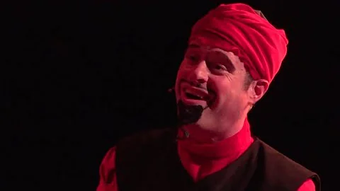 GET DYLAN SAUNDERS ON BROADWAY