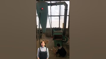 The self-feeding mechanism of the tree branch crusher #fcnfm #shorts #shredder #wood