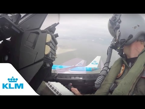 KLM Cockpit Tales: Part 9 - KLM flying in formation with F-16's