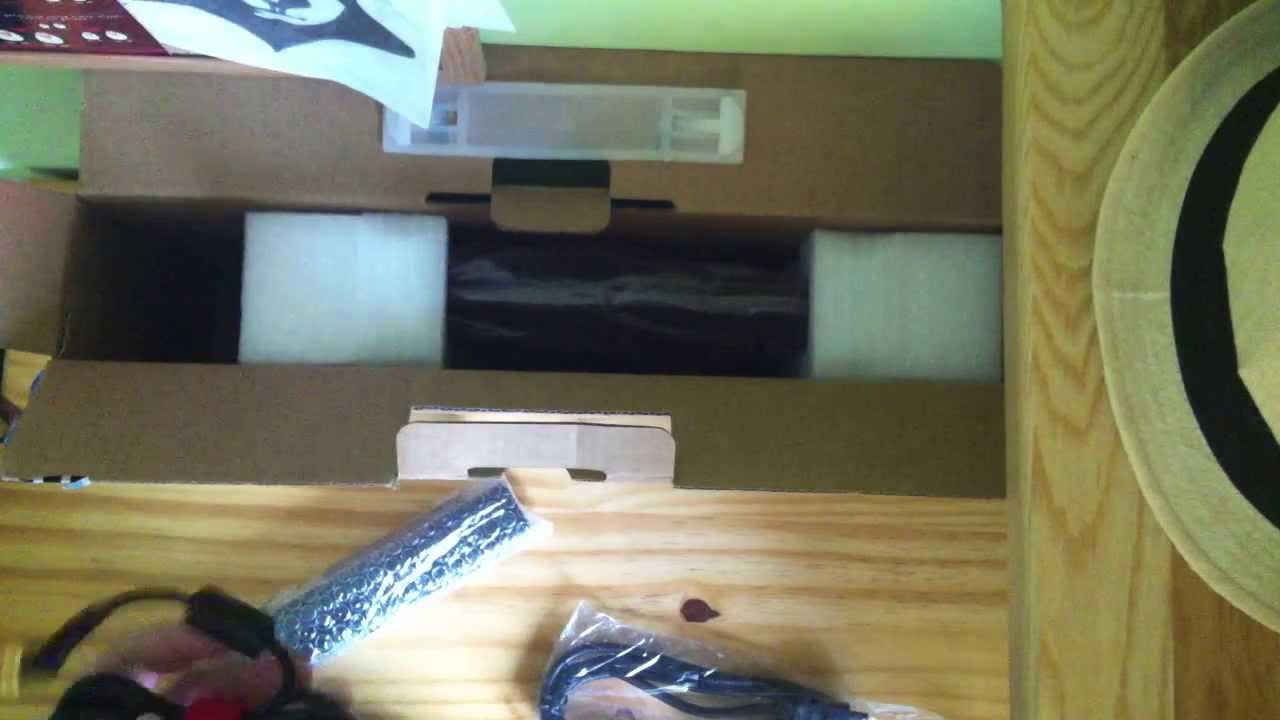 XNOTE Clevo W110ER Matte Unboxing (Sager/EuroCom Monster/AvaDirect)