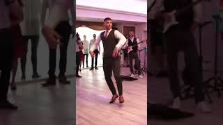 Cool Wedding Dance Fail Bride And Groom Break Dance