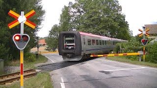 Spoorwegovergang Bjrkasby s  Railroad Crossing  Jrnvgsvergng