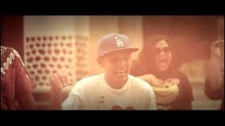 Los Rafflesticos La Familia - Cerita Singkat Kotaku