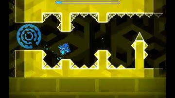 OLD DEMON #1 "12 Clutterfunk" by Cody (Easy Demon) -Geometry Dash-