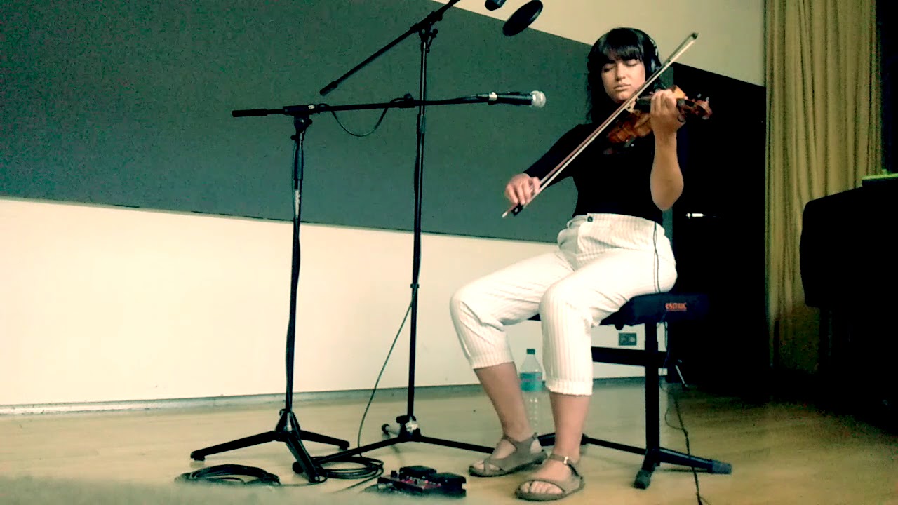 Runaway - Violeta Veinte