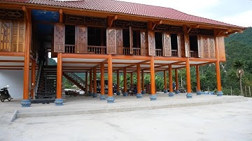 Một Siêu Phẩm Nhà Sàn Bê Tông Giả Gỗ Có Phòng Ngủ Khép Kín