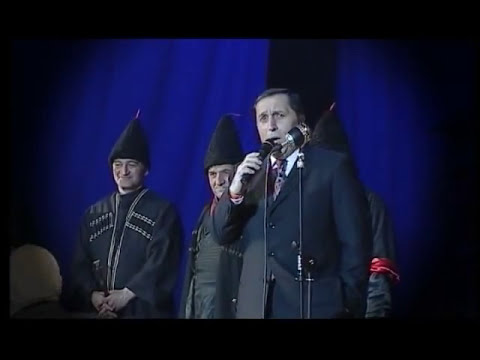 პაატა ბურჭულაძე \"ქუჩა ქუჩა ალუბლებს\"