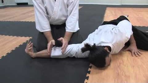 Ikkyo - Aikido Lesson with Jeff Wade