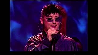 Boy George   2000 07 21   1 track live @ Jim Davidson Show