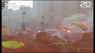 Paris: Des milliers de pompiers manifestent pour obtenir une revalorisation salariale