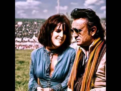 GRACE SLICK AND JOHNNY CASH WOODSTOCK 1969 