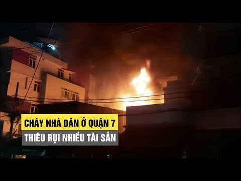 Video Náo loạn vì căn nhà chứa hàng thanh lý trên đường 5K... - youtube